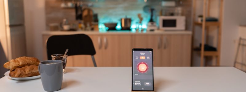 smartphone-with-active-smart-home-application.jpg smartphone-with-active-smart-home-application.jpg